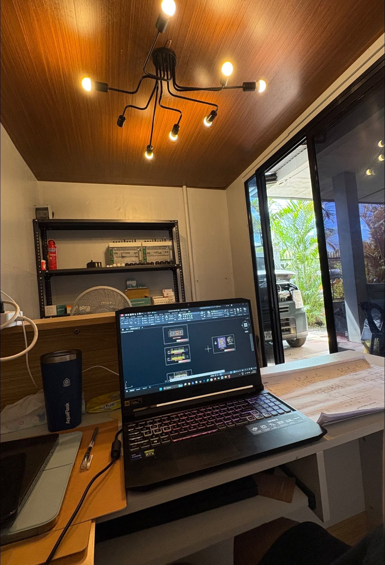 Home solar energy monitoring workstation